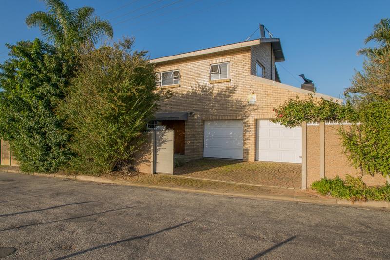 3 Bedroom Property for Sale in Albertinia Western Cape